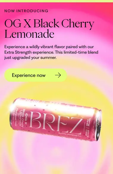 BRĒZ sitesinin açılışı: OG X Black Cherry Lemonade, pembe girdapta süzülen kutu