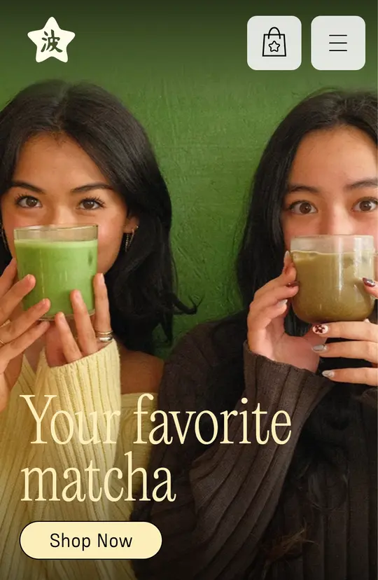 namimatcha.com mobil ana sayfa: Nami yıldız logosu, elinde matcha bardağı tutan iki kadın, Your favorite matcha, Shop Now